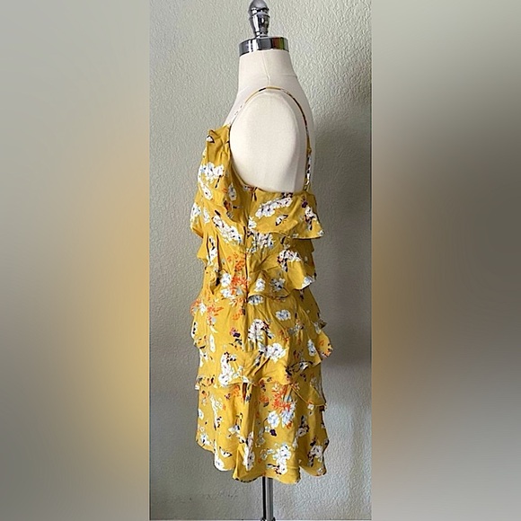 REVOLVE Song of Style Sloan Mini Yellow Floral Tiered Dress Size Small NEW - Picture 4 of 11